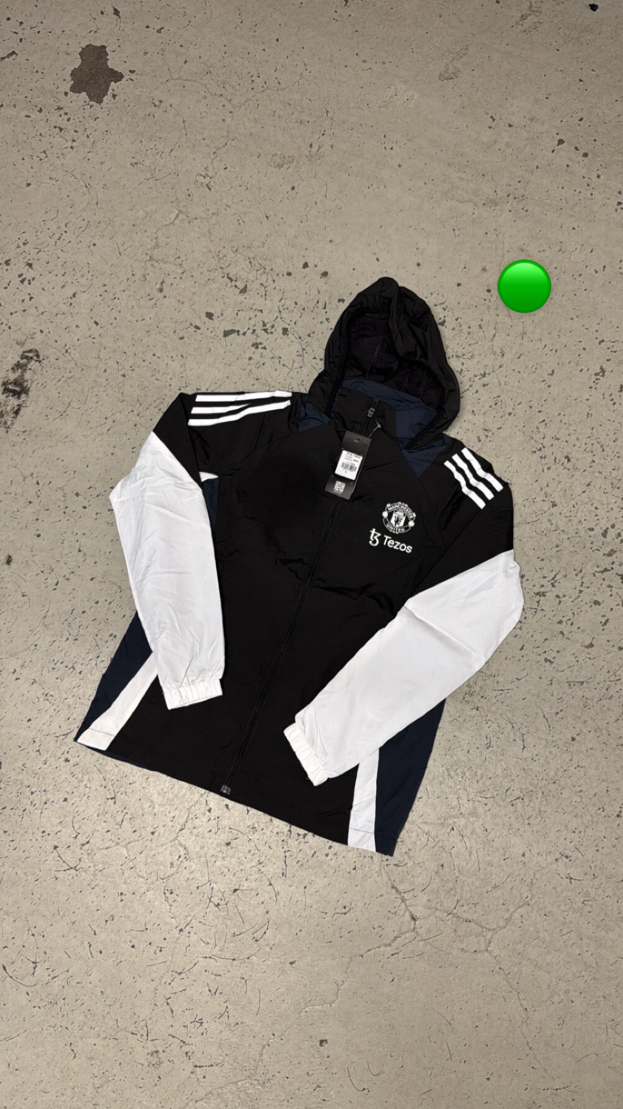 Manchester United Windbreaker 🖤☕️
