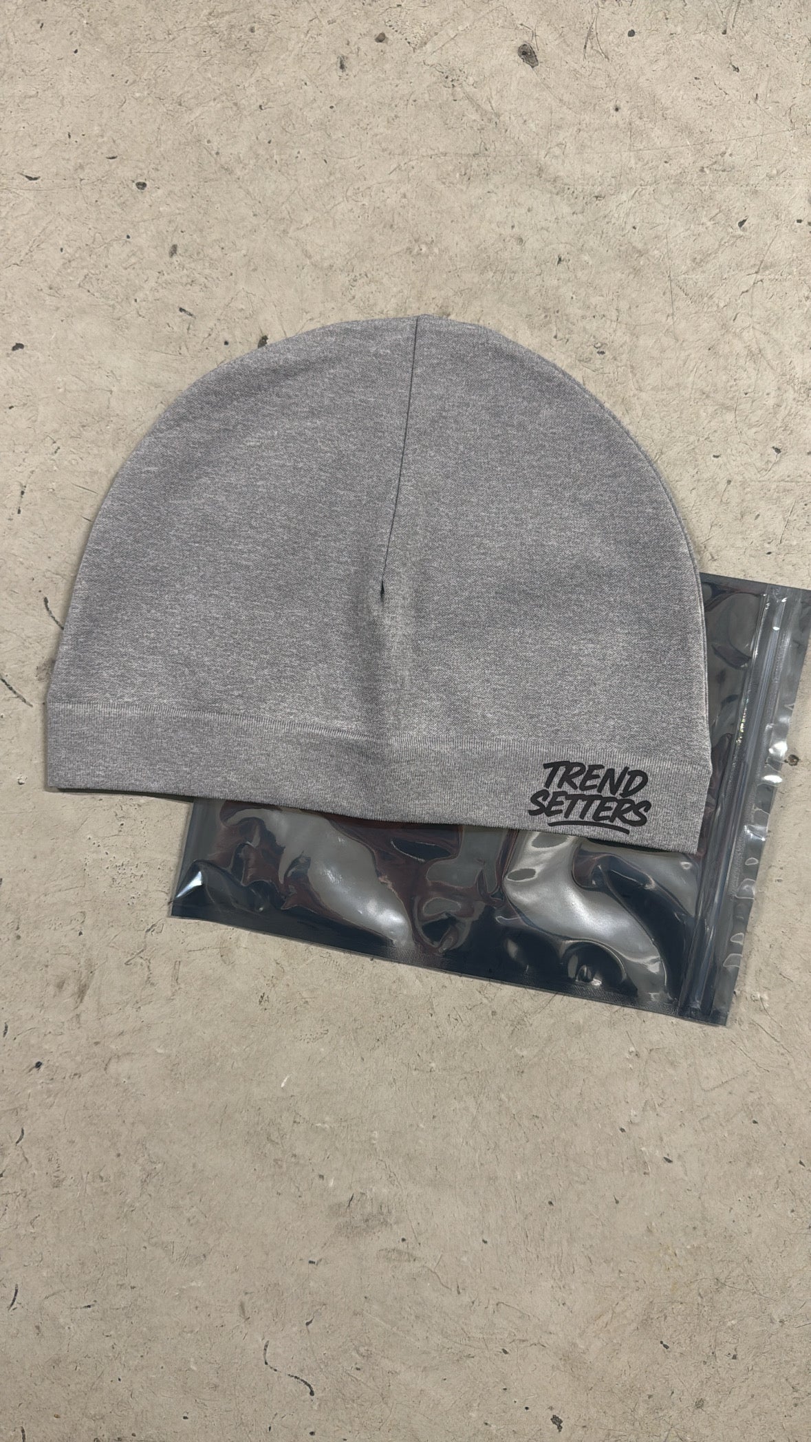 Trendsetter skullcap🖤🩶