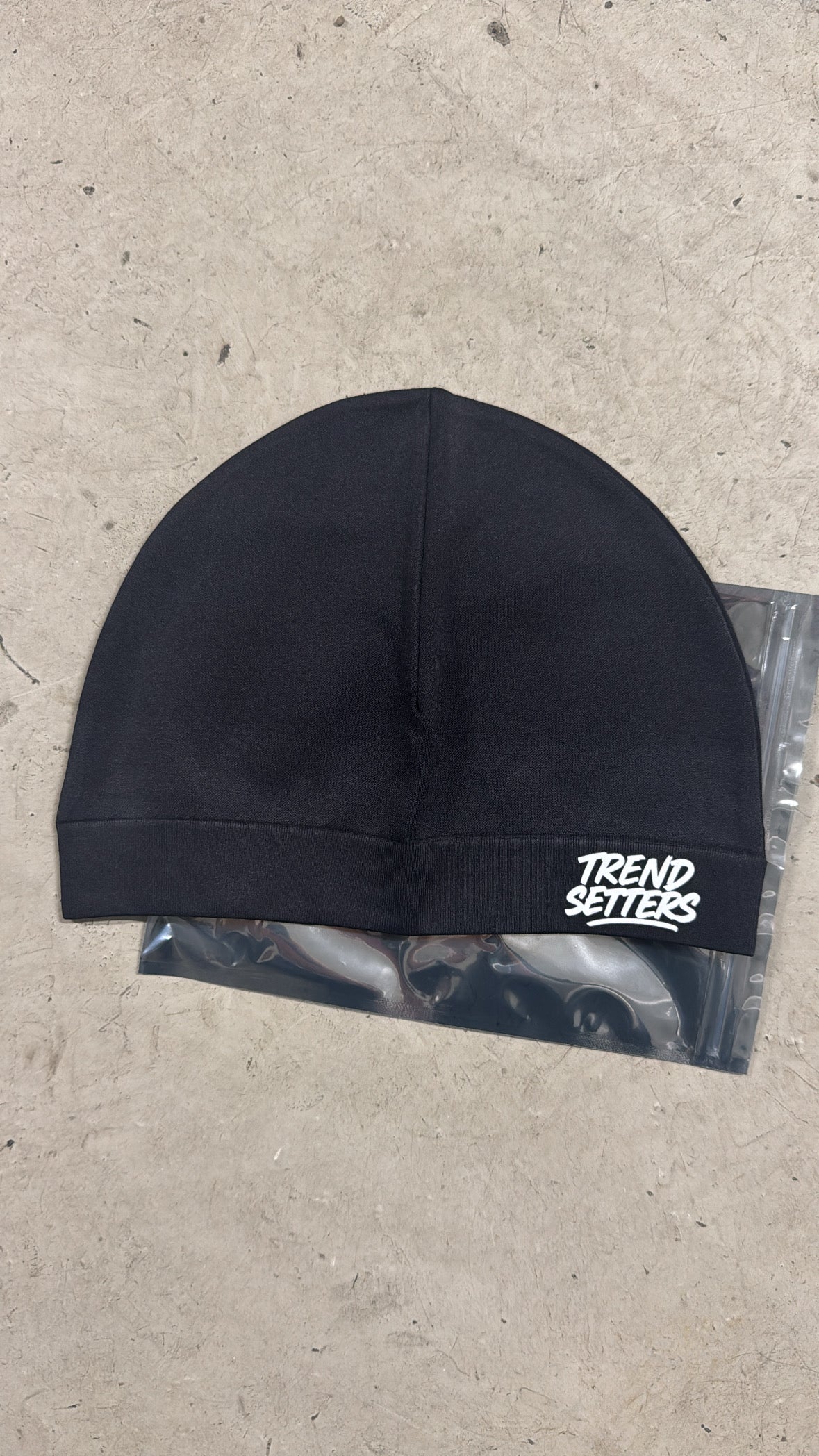 Trendsetter skullcap🖤🩶