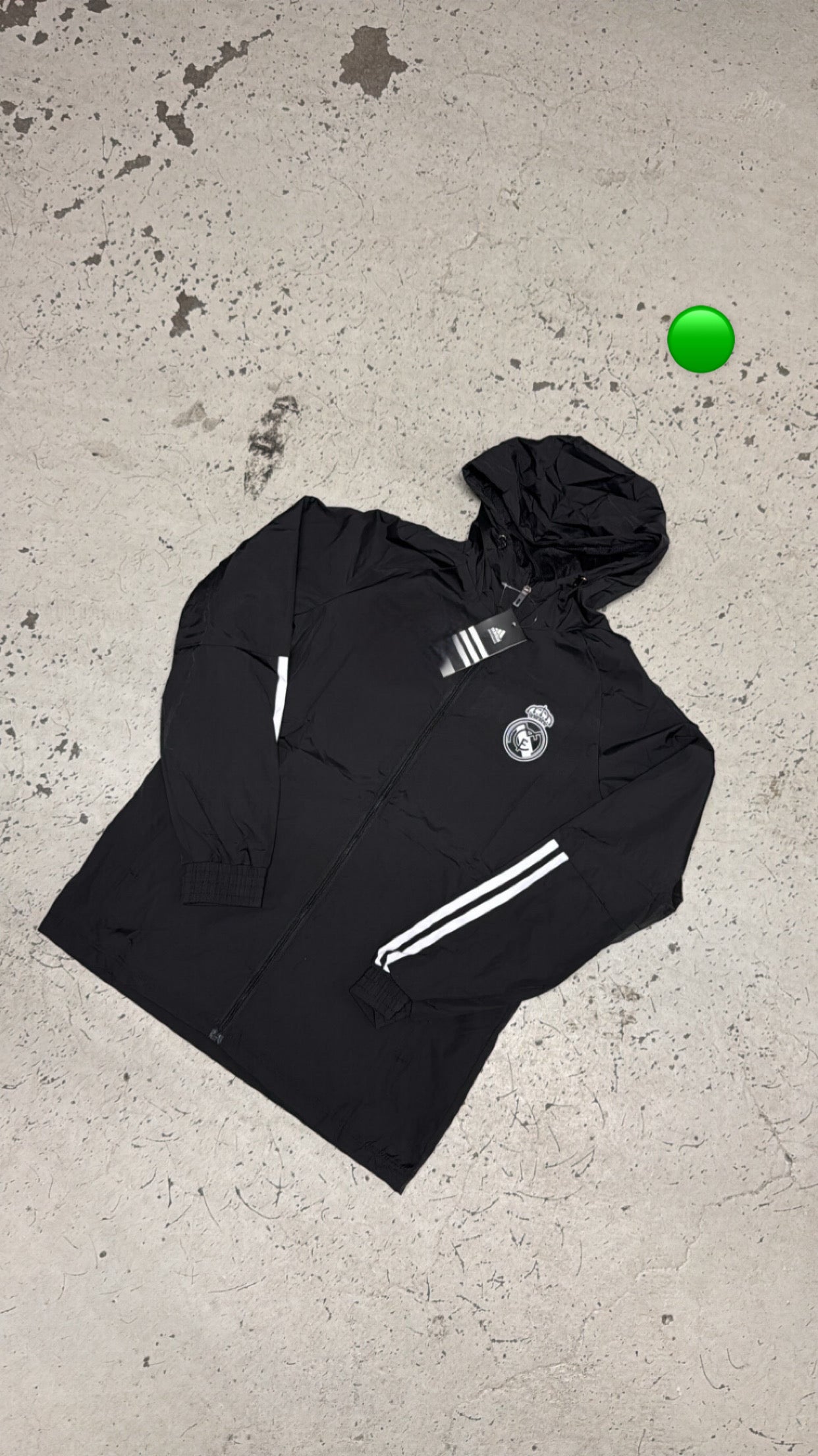 Real Madrid Windbreaker 🖤🤍
