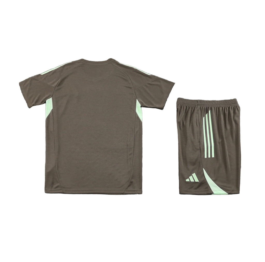 Real Madrid Training Set – Earth Tone Edition