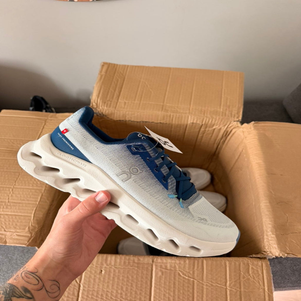 ON RUNNING SHOES